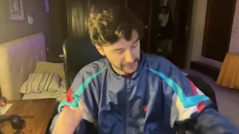 Snapshot of placebo14 chatting on December 4, 2024, 4:49 pm placebo14 online show from December 4, 2024, 4:49 pm