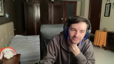 Snapshot of placebo14 chatting on January 30, 2025, 3:29 pm placebo14 online show from January 30, 2025, 3:29 pm