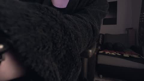 Snapshot of plboy23 chatting on March 2, 2025, 10:48 pm Hello ask me . Im glad to see you here in my room. Welcome PVT is open online show from March 2, 2025, 10:48 pm