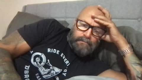 Snapshot of pleasesitonmycock chatting on September 28, 2025, 12:43 pm PleaseSitOnMyCock online show from September 28, 2025, 12:43 pm