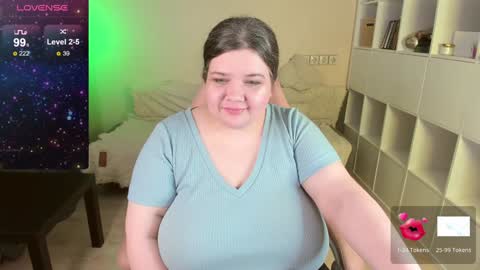 Snapshot of plum_pie__ chatting on December 1, 2024, 4:29 pm Alice online show from December 1, 2024, 4:29 pm