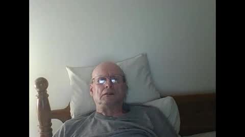 Snapshot of pmb11 chatting on September 28, 2025, 5:02 am trek 11 online show from September 28, 2025, 5:02 am