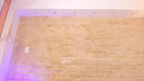 Snapshot of pocahontas_pow chatting on September 24, 2025, 3:37 pm Pocahontas  online show from September 24, 2025, 3:37 pm
