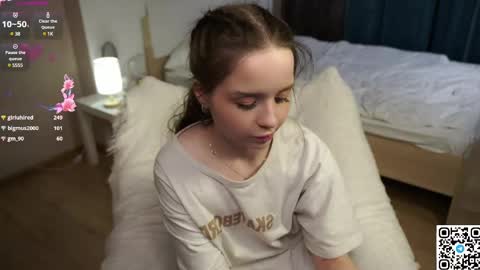 Snapshot of polly_dollie_ chatting on March 9, 2025, 11:25 pm Renet online show from March 9, 2025, 11:25 pm