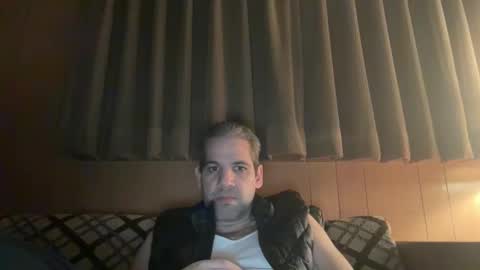 Snapshot of ponchynyc chatting on February 9, 2025, 4:14 am PONCH online show from February 9, 2025, 4:14 am