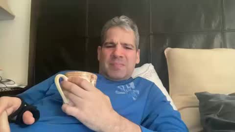 Snapshot of ponchynyc chatting on October 15, 2025, 6:08 pm PONCH online show from October 15, 2025, 6:08 pm