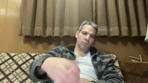 Snapshot of ponchynyc chatting on October 17, 2025, 9:23 am PONCH online show from October 17, 2025, 9:23 am