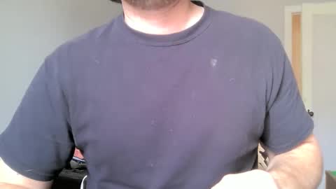 Snapshot of pornaddicted8 chatting on February 17, 2025, 6:59 pm i heart porn online show from February 17, 2025, 6:59 pm