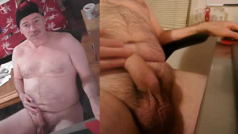 Snapshot of portlandjacob chatting on January 15, 2025, 12:36 pm portlandjacob online show from January 15, 2025, 12:36 pm