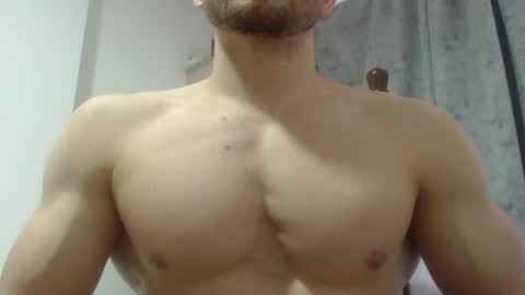 Snapshot of preettyboyx chatting on December 11, 2024, 3:47 pm JUAN online show from December 11, 2024, 3:47 pm