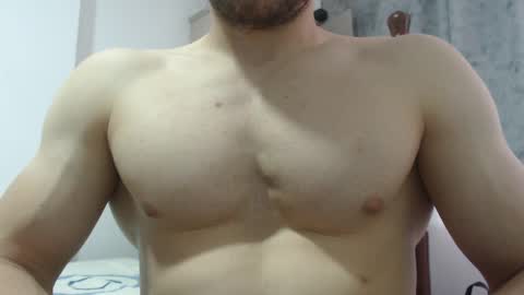 Snapshot of preettyboyx chatting on February 1, 2025, 3:28 pm JUAN online show from February 1, 2025, 3:28 pm