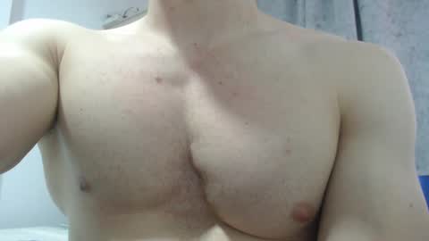 Snapshot of preettyboyx chatting on February 1, 2025, 7:55 pm JUAN online show from February 1, 2025, 7:55 pm