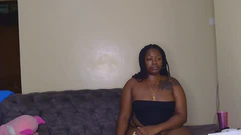 Snapshot of preetycookie chatting on February 15, 2025, 12:48 am Lilly online show from February 15, 2025, 12:48 am