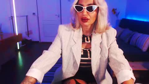 Snapshot of preggyhotmommy chatting on December 8, 2024, 3:00 am Victoria online show from December 8, 2024, 3:00 am