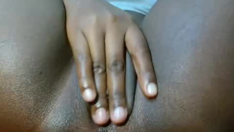 Snapshot of pretty5552 chatting on October 28, 2025, 8:11 pm pretty5552 online show from October 28, 2025, 8:11 pm