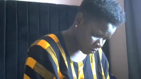 Snapshot of pretty_gaal chatting on January 2, 2025, 1:19 pm pretty_gaal online show from January 2, 2025, 1:19 pm