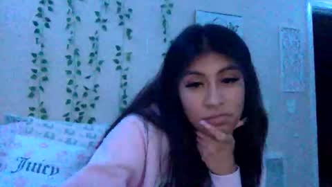 Snapshot of pretty_girl828687 chatting on November 4, 2025, 3:05 am pretty_girl828687 online show from November 4, 2025, 3:05 am