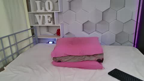 Snapshot of pretty_marta chatting on December 27, 2024, 9:50 am Pretty Marta online show from December 27, 2024, 9:50 am