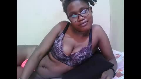 Snapshot of pretty_mellan chatting on January 24, 2025, 12:20 pm pretty_mellan online show from January 24, 2025, 12:20 pm