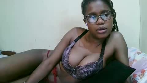 Snapshot of pretty_mellan chatting on March 6, 2025, 7:03 am pretty_mellan online show from March 6, 2025, 7:03 am