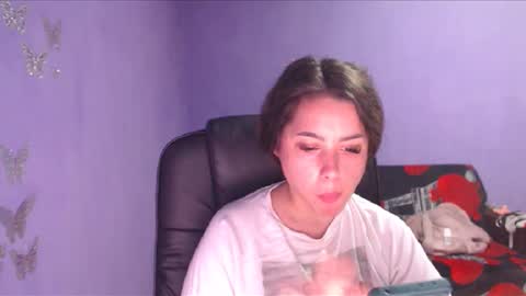 Snapshot of prettyjulliette chatting on January 8, 2025, 3:28 pm prettyjulliette online show from January 8, 2025, 3:28 pm