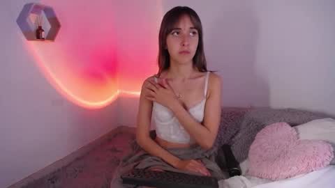 Snapshot of princess_emily69 chatting on September 22, 2025, 5:15 pm Emily online show from September 22, 2025, 5:15 pm