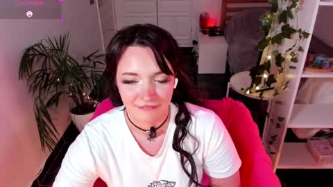 Snapshot of princessfoxyx chatting on January 11, 2025, 10:51 pm Princess Foxy online show from January 11, 2025, 10:51 pm
