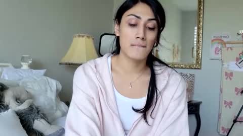 Prinxessally online show from January 19, 2025, 6:32 pm