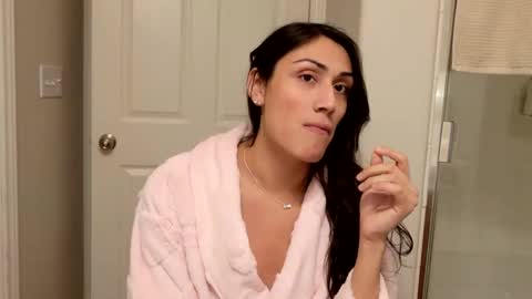 Snapshot of prinxessally chatting on February 21, 2025, 4:18 am Prinxessally online show from February 21, 2025, 4:18 am