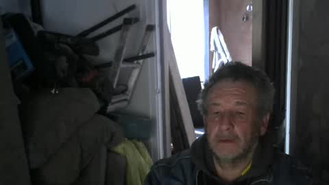 Snapshot of projectorepson chatting on March 9, 2025, 5:17 pm projectorepson online show from March 9, 2025, 5:17 pm