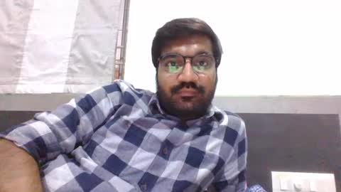 Snapshot of ptl1711 chatting on February 4, 2025, 1:06 pm ptl1711 online show from February 4, 2025, 1:06 pm