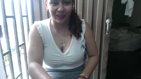 Snapshot of pummpummm chatting on February 10, 2025, 12:29 pm pummpummm online show from February 10, 2025, 12:29 pm