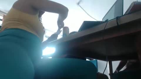 Snapshot of pummpummm chatting on February 21, 2025, 8:38 pm pummpummm online show from February 21, 2025, 8:38 pm