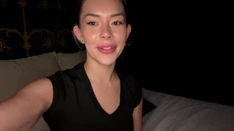 Snapshot of pussycandy4u chatting on November 12, 2025, 2:06 pm pussycandy4u online show from November 12, 2025, 2:06 pm