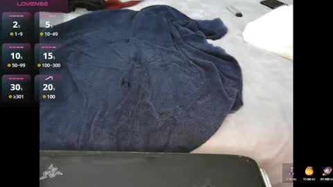 Snapshot of pussylover2182 chatting on December 2, 2024, 9:02 am pussylover2182 online show from December 2, 2024, 9:02 am