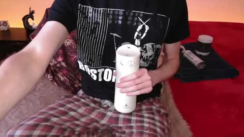 Snapshot of pussylover2182 chatting on January 17, 2025, 8:02 am pussylover2182 online show from January 17, 2025, 8:02 am