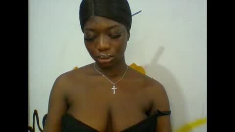 Snapshot of pweedy_ora chatting on September 13, 2025, 9:47 pm ora online show from September 13, 2025, 9:47 pm