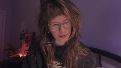 Snapshot of quack__quack chatting on February 14, 2025, 3:36 pm online show from February 14, 2025, 3:36 pm