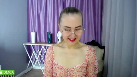 Snapshot of queen_a_n_i chatting on December 3, 2024, 9:55 am A N I  Ill be here on December 1st online show from December 3, 2024, 9:55 am