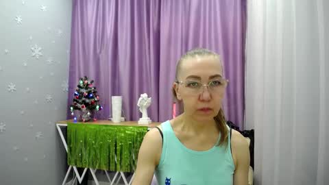 Snapshot of queen_a_n_i chatting on December 25, 2024, 10:28 am A N I  Ill be here on December 1st online show from December 25, 2024, 10:28 am