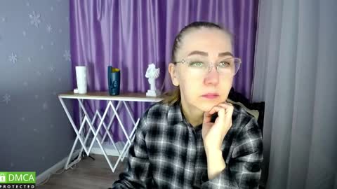 Snapshot of queen_a_n_i chatting on January 27, 2025, 7:56 am A N I  Ill be here on December 1st online show from January 27, 2025, 7:56 am