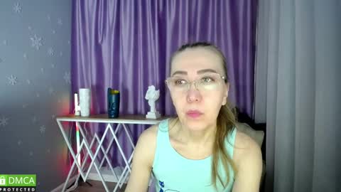 Snapshot of queen_a_n_i chatting on February 21, 2025, 8:18 am A N I  Ill be here on December 1st online show from February 21, 2025, 8:18 am