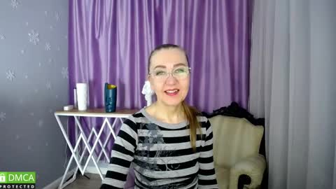 Snapshot of queen_a_n_i chatting on March 8, 2025, 11:58 am A N I  Ill be here on December 1st online show from March 8, 2025, 11:58 am