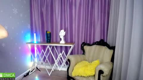 Snapshot of queen_a_n_i chatting on September 15, 2025, 10:59 am A N I  Ill be here on December 1st online show from September 15, 2025, 10:59 am