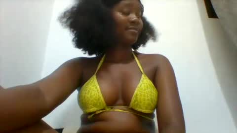 Snapshot of queen_diveer chatting on October 9, 2025, 7:01 pm queen_diveer online show from October 9, 2025, 7:01 pm