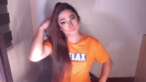 Snapshot of queen_of_all_queens chatting on January 9, 2025, 2:01 am samantha online show from January 9, 2025, 2:01 am