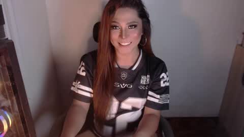 Snapshot of queen_of_all_queens chatting on October 5, 2025, 11:52 am samantha online show from October 5, 2025, 11:52 am