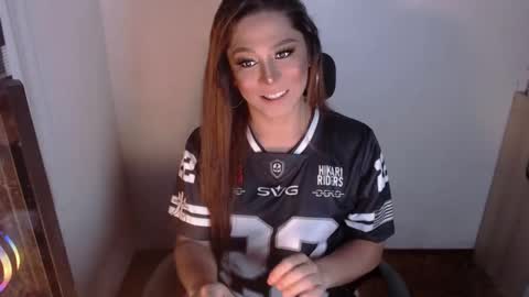 Snapshot of queen_of_all_queens chatting on October 12, 2025, 11:42 am samantha online show from October 12, 2025, 11:42 am