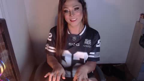 Snapshot of queen_of_all_queens chatting on November 11, 2025, 9:31 am samantha online show from November 11, 2025, 9:31 am