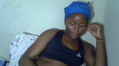 Snapshot of queenlena868103 chatting on November 16, 2025, 6:13 pm queenlena868103 online show from November 16, 2025, 6:13 pm